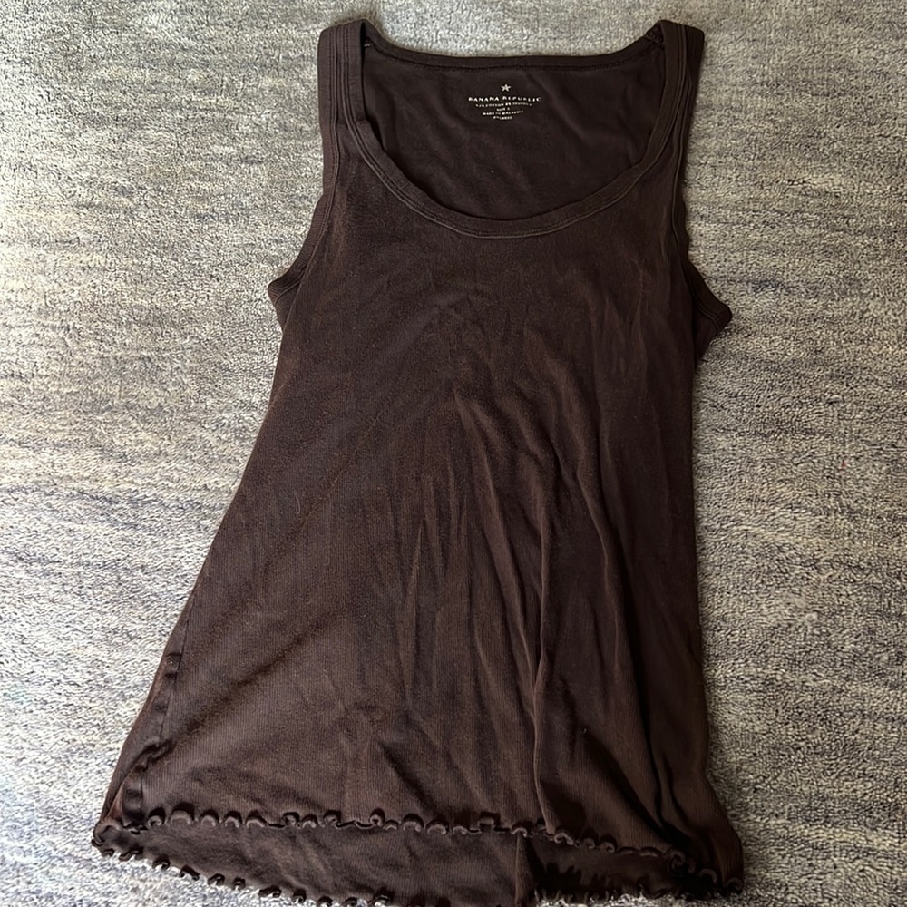 Brown ribbed tank women’s Banana Republic